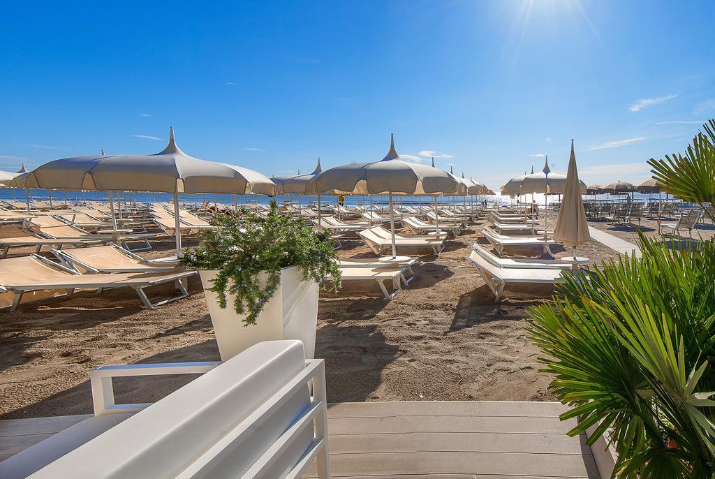 Hotel Byron Milano Marittima Zewnętrze zdjęcie