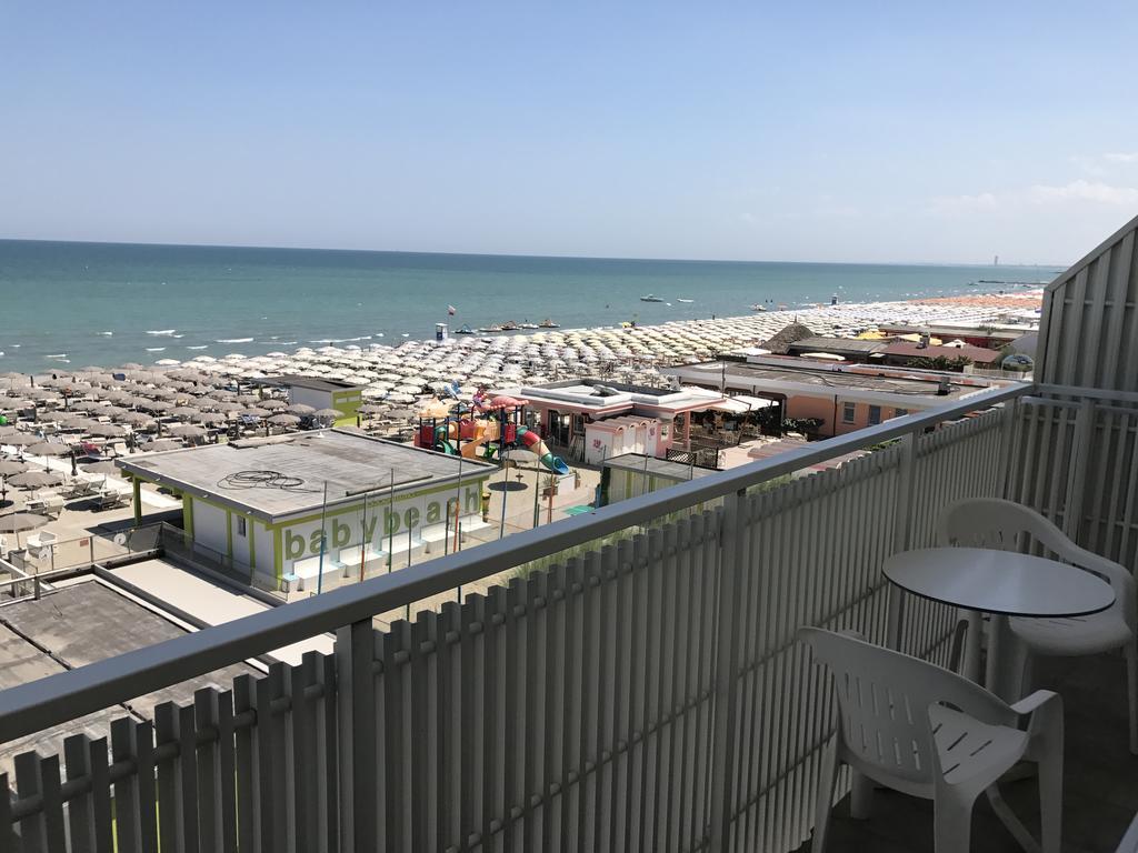 Hotel Byron Milano Marittima Zewnętrze zdjęcie