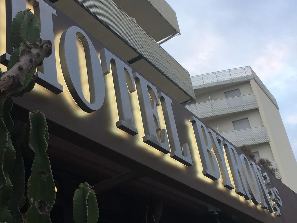 Hotel Byron Milano Marittima Zewnętrze zdjęcie