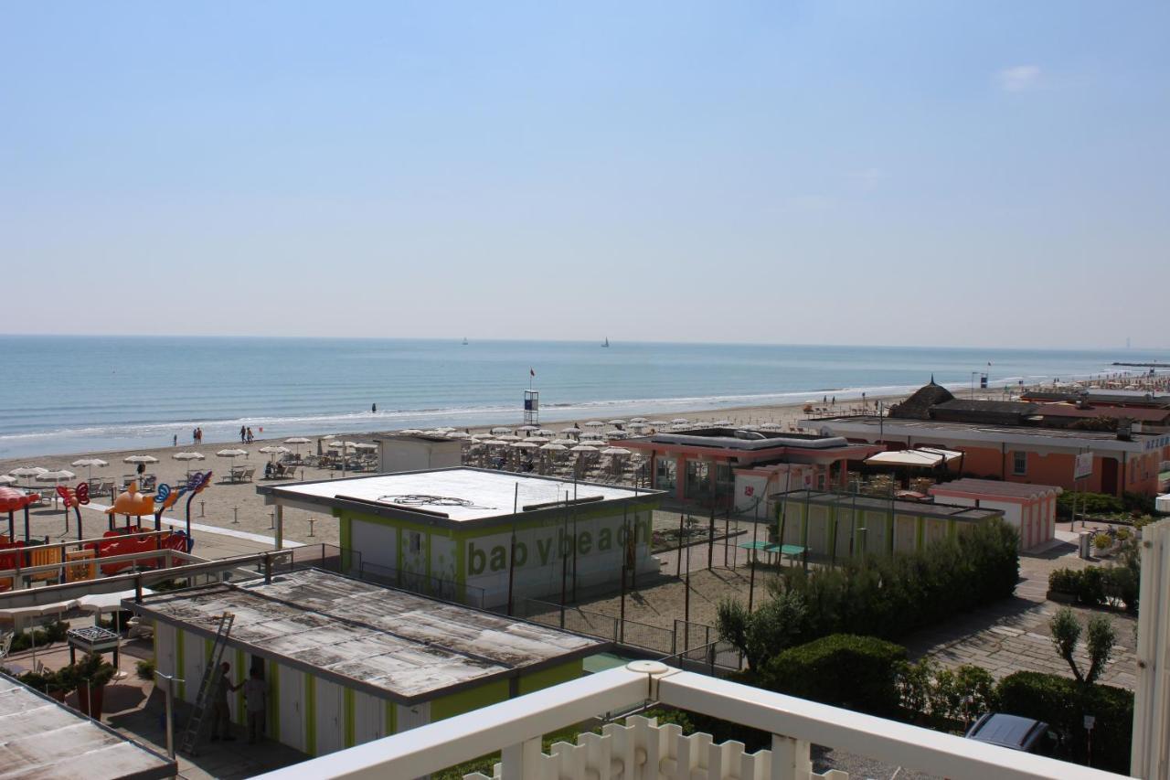 Hotel Byron Milano Marittima Zewnętrze zdjęcie