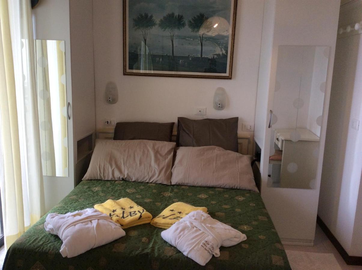 Hotel Byron Milano Marittima Zewnętrze zdjęcie